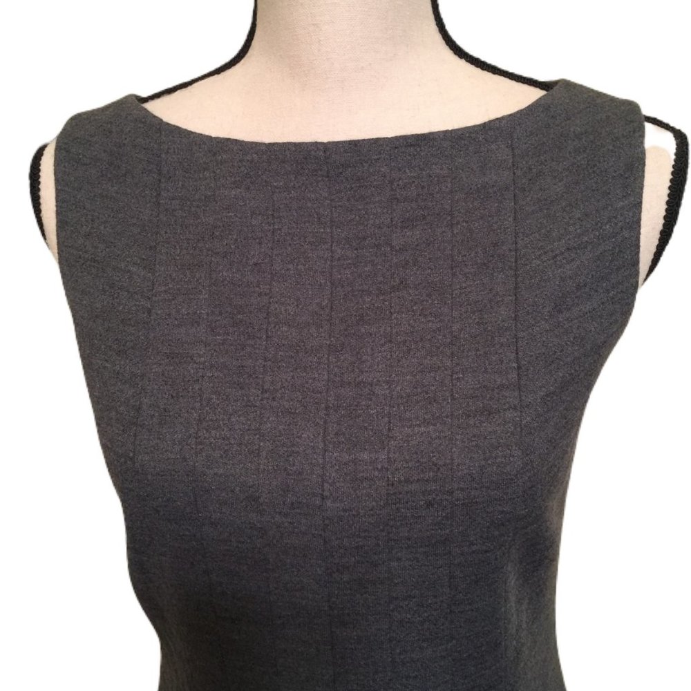 Host Pick🌺 Talbots Gray Sleeveless Dress Size 8 - Picture 2 of 6